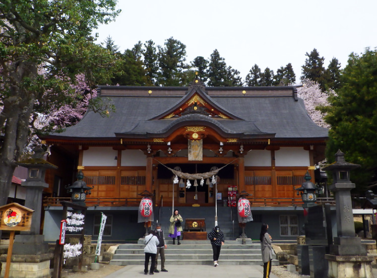 烏帽子山八幡宮社殿整備